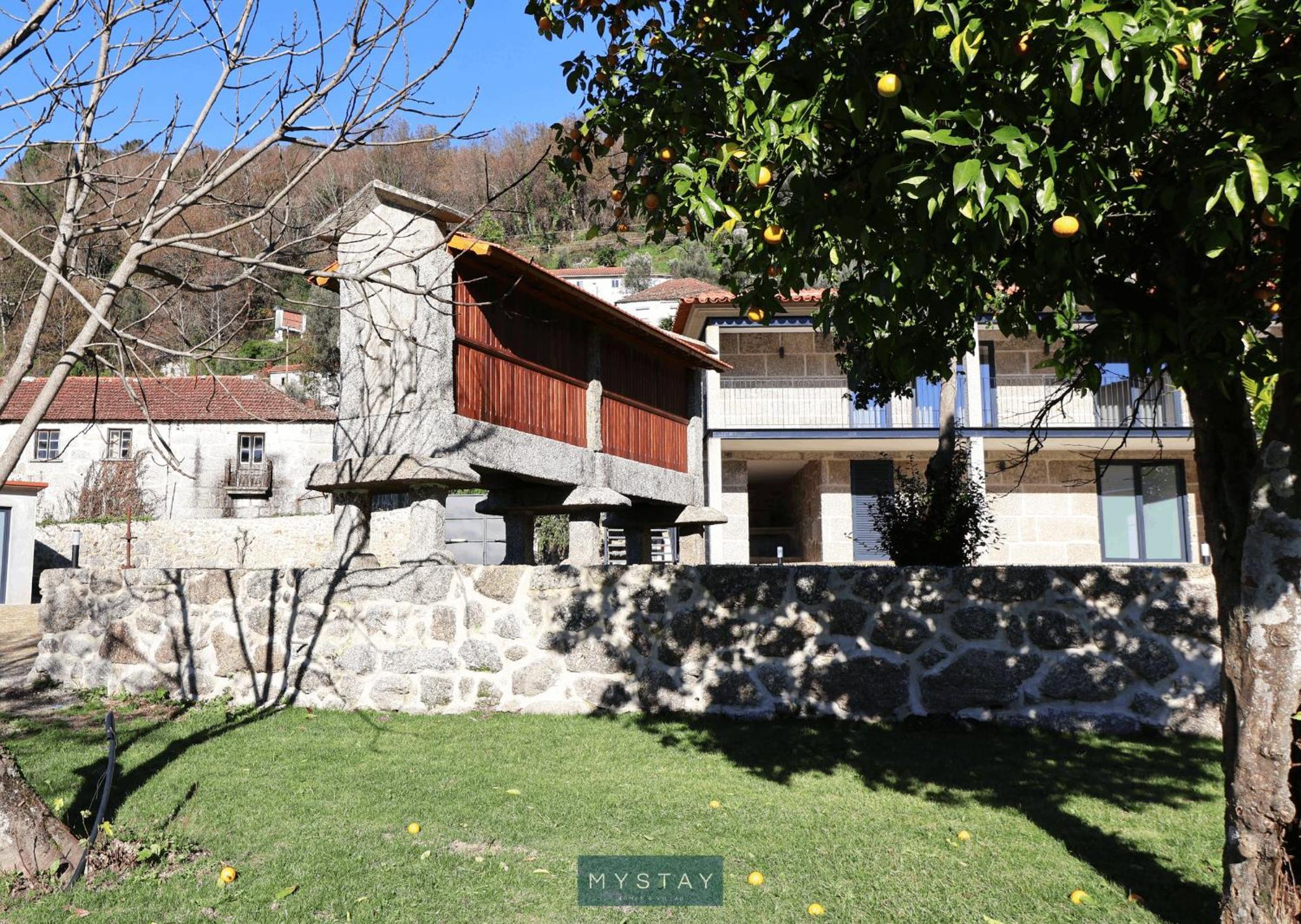 Mystay - Casa D'Henrique Vieira do Minho Eksteriør bilde